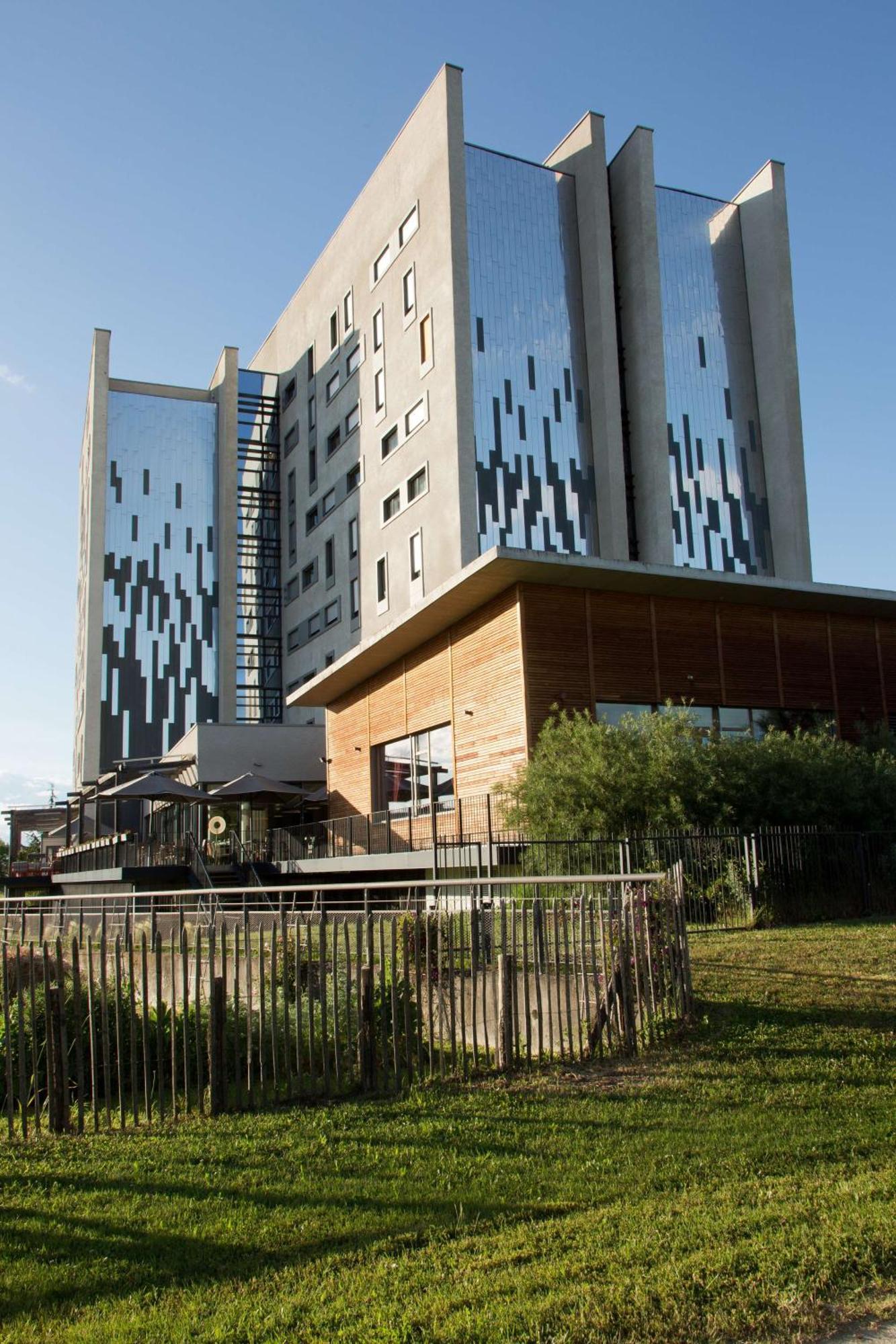 Doubletree By Hilton Lyon Eurexpo & 4* Saint-Priest (Rhone)